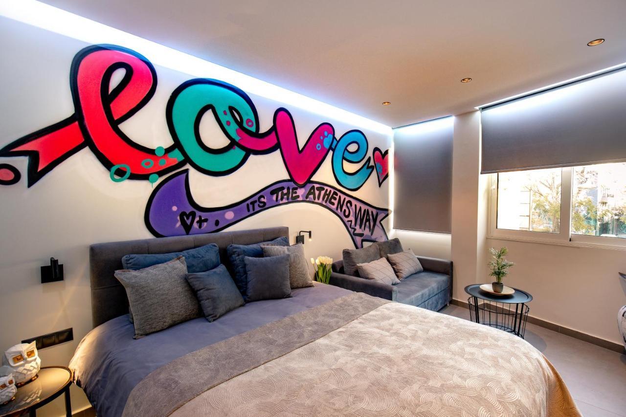 Triple A - Graffiti Homage In Psirri Square - Free Parking! Apartamento Atenas Exterior foto